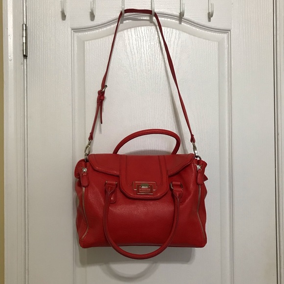 Red Nine West Shoulderbag/Handbag with Strap - Picture 2 of 14